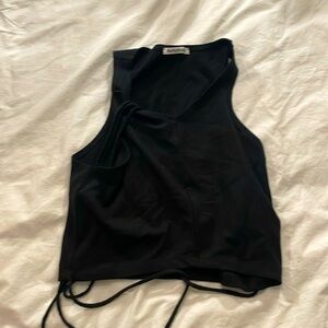 Yvie top in black nwot